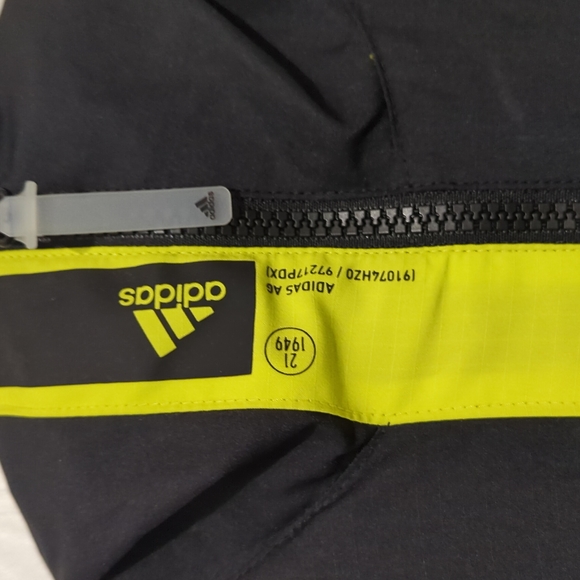 Adidas jacket - Picture 4 of 8